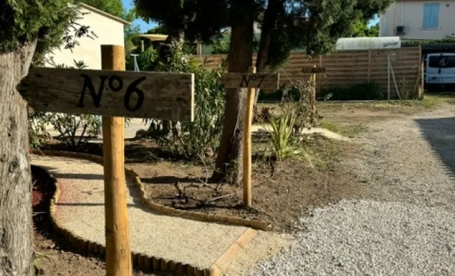 Gravure au laser sur bois à Bormes-les-Mimosas, La Londe-les-Maures, La Vie en Bois